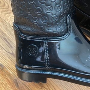 MICHAEL KORS RAIN BOOTS